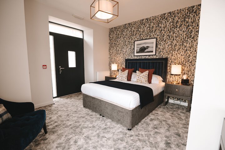 Room 34 of 84