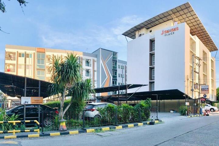 JN Place