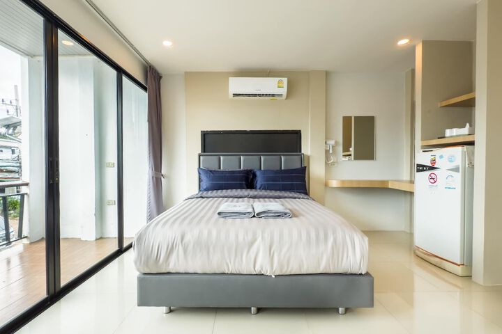 Room 6 of 57