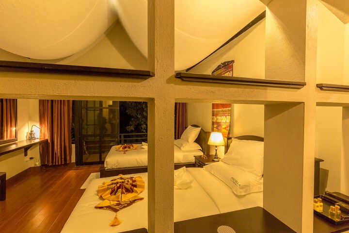 Room 5 of 33