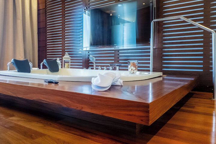 Clean Restrooms