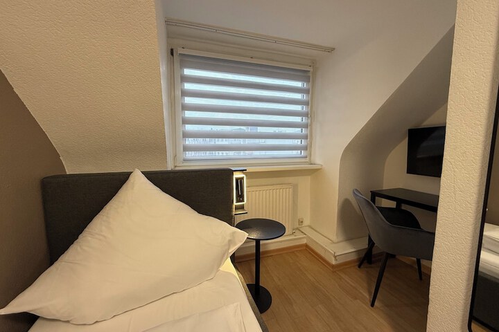 Room 5 of 21