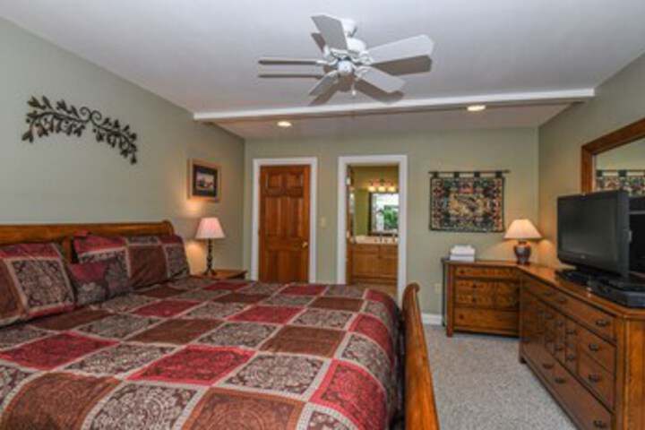 Room 41 of 49