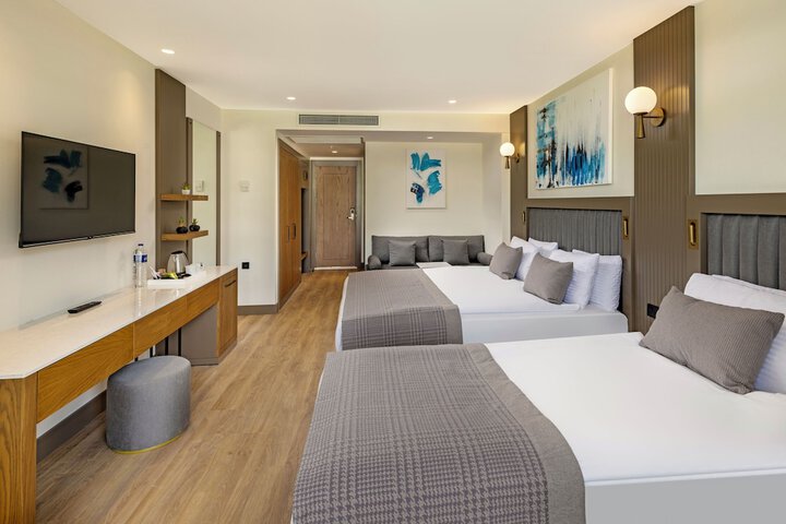 Room 12 of 189