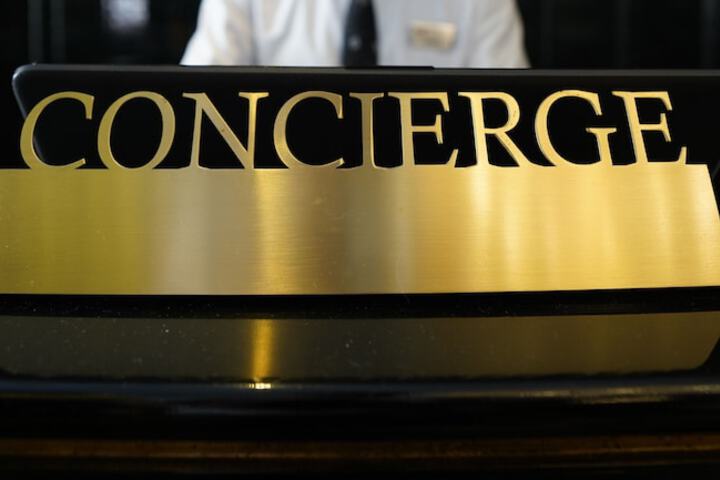 Concierge desk