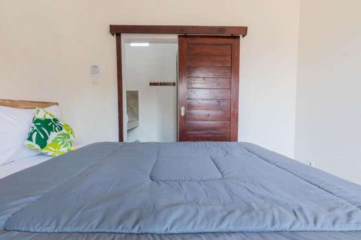 Room 9 of 64
