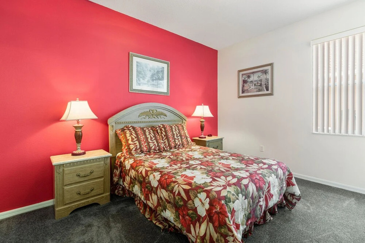 Room 4 of 22