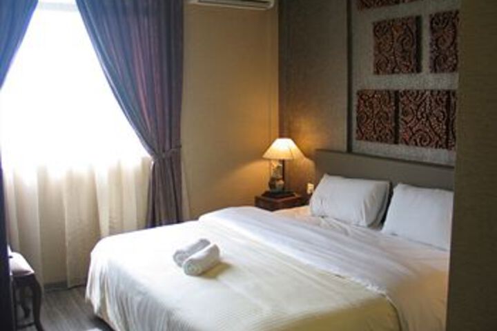 Room 17 of 23