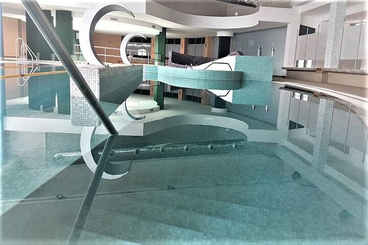 Pool Hotel