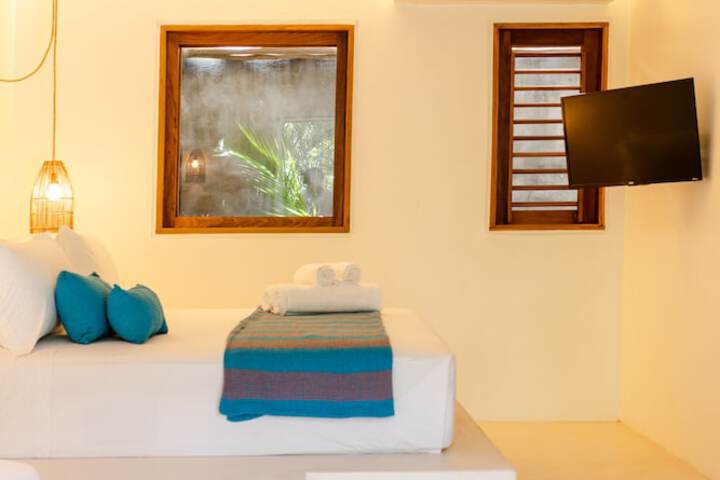 Room 53 of 262