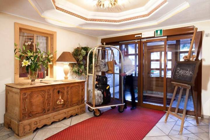 Hotel Interior 2 of 41