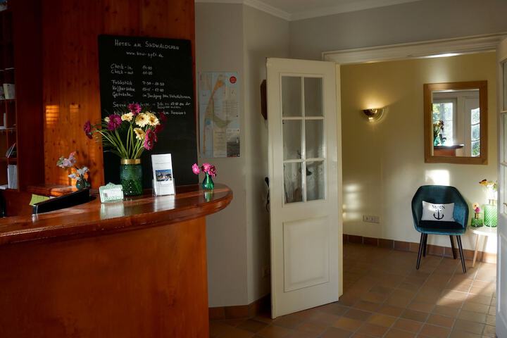 Hotel Interior 3 of 72