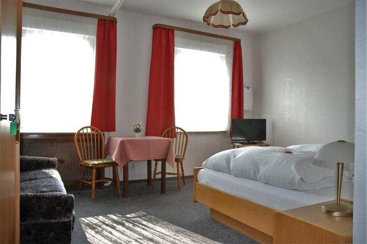 Room 17 of 56