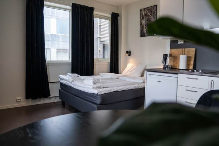 Room 14 of 37