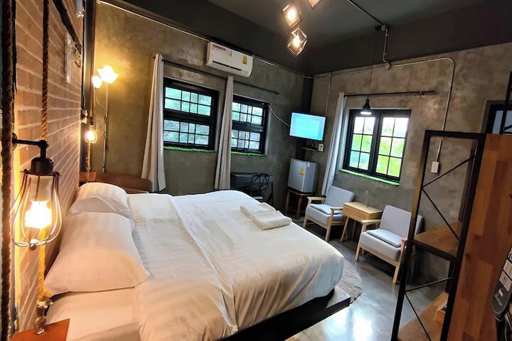 Room 10 of 67