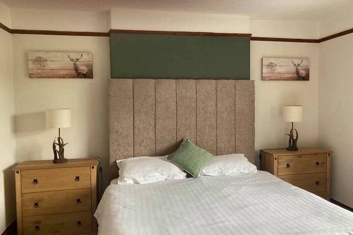 Room 6 of 35