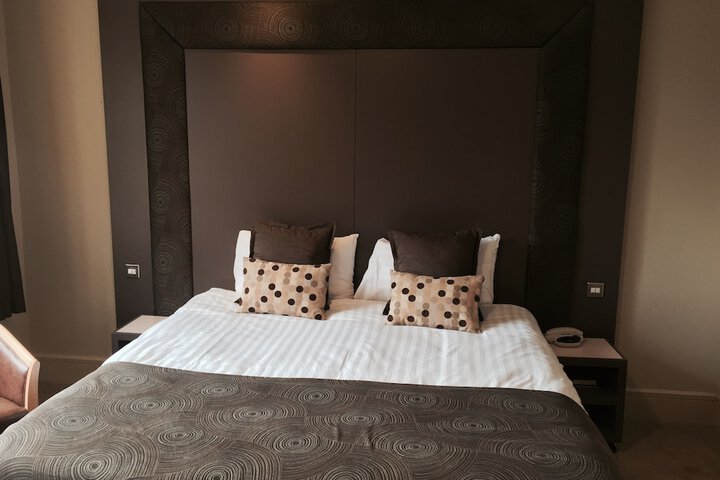 Room 5 of 53