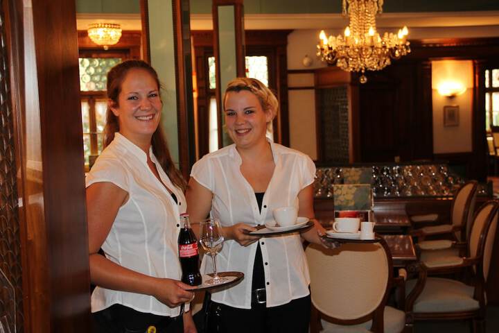 Breakfast/Coffee Service 31 of 49