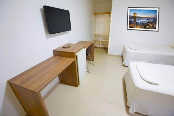 Room 4 of 24