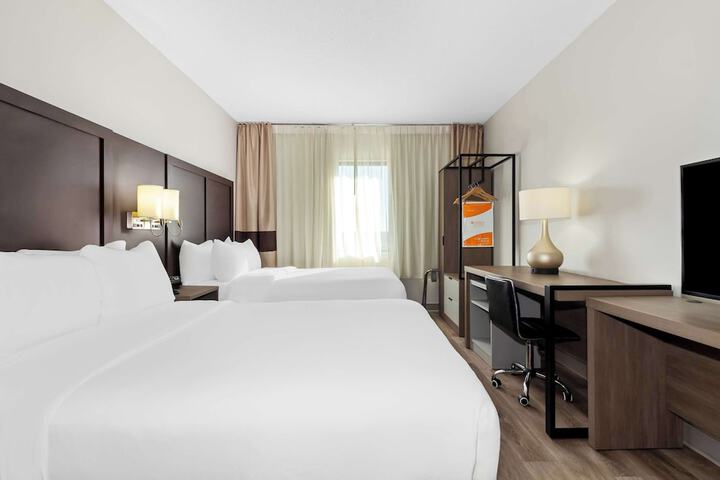 1 Double Bed Suite Accessible (14 of 15)