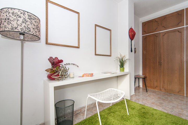 Room 5 of 23