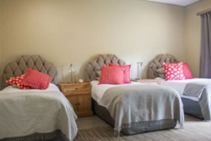 Room 15 of 38