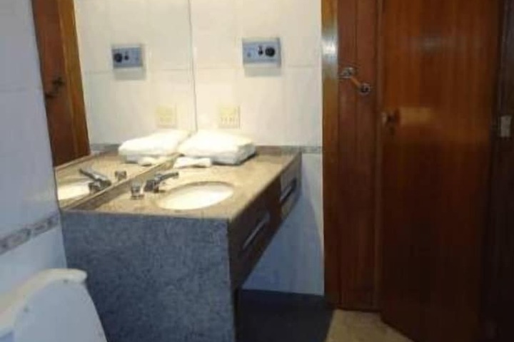 Room 36 of 43