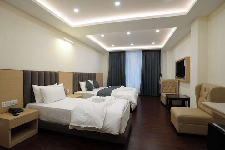 Room 8 of 49