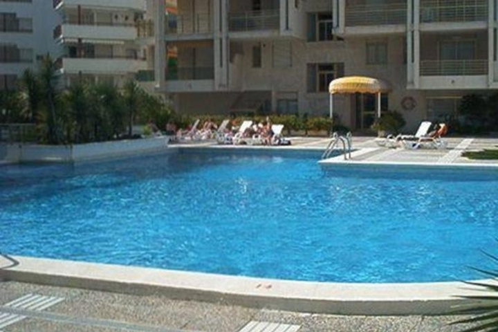 Pool 4 of 5