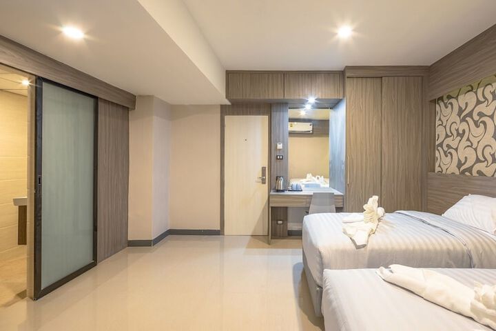 Room 20 of 40