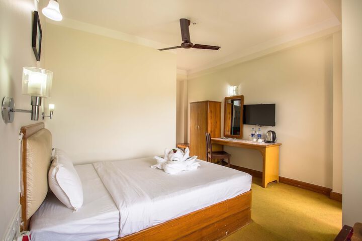 Room 8 of 35