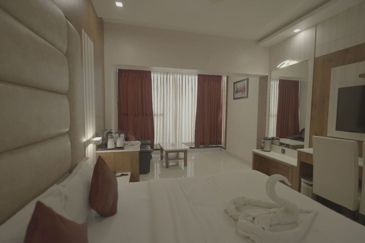 Room 4 of 22