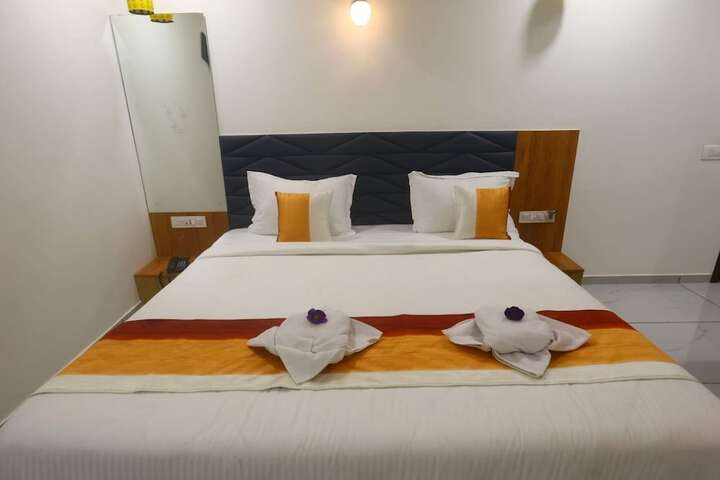 Room 15 of 68