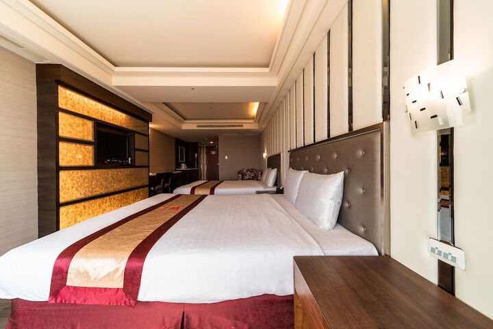 Room 7 of 38