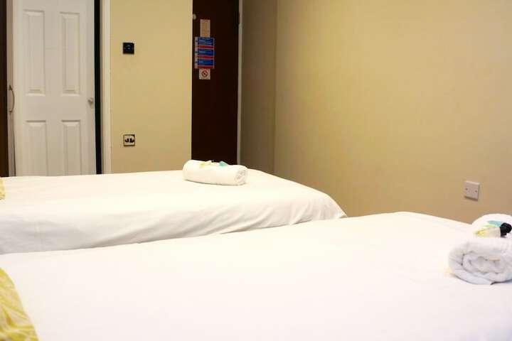 Room 37 of 162