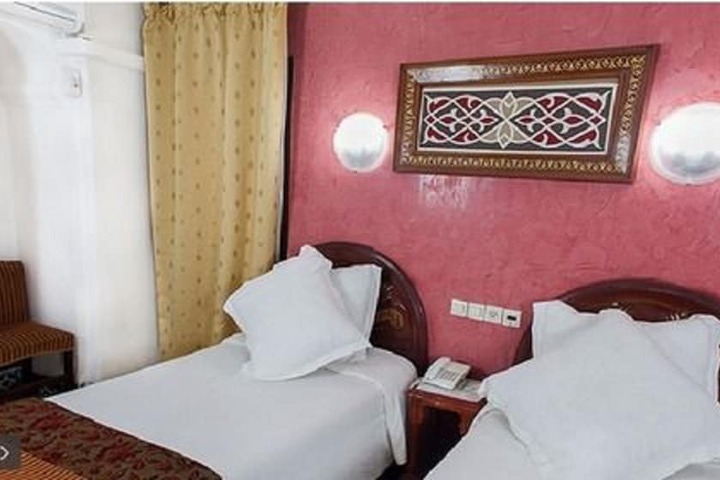 Room 6 of 38