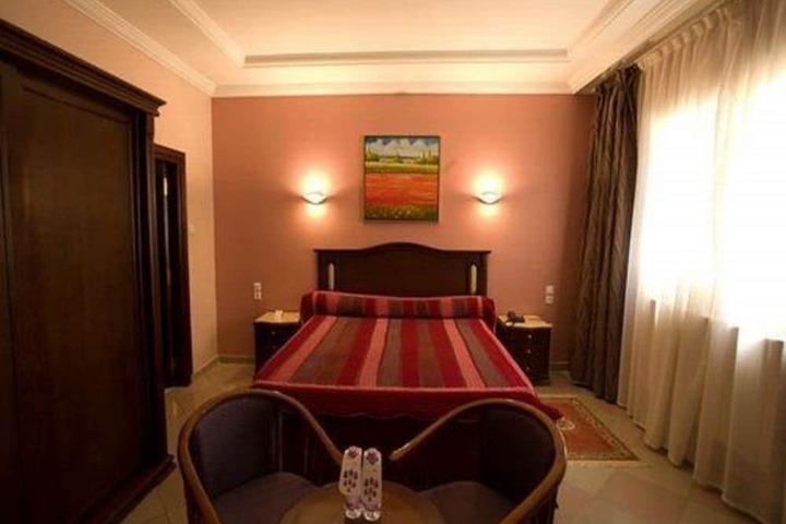 Room 7 of 47