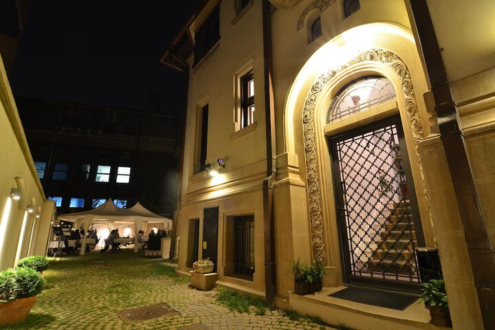 Hotel 5 of 142