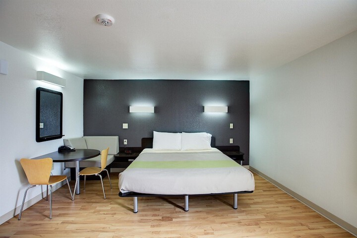 Room 13 of 47
