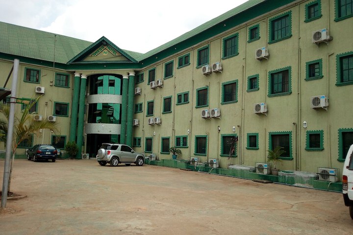 Prowess Hotel and Suites