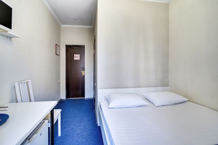 Room 5 of 35