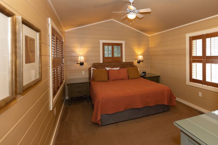 Room 39 of 220