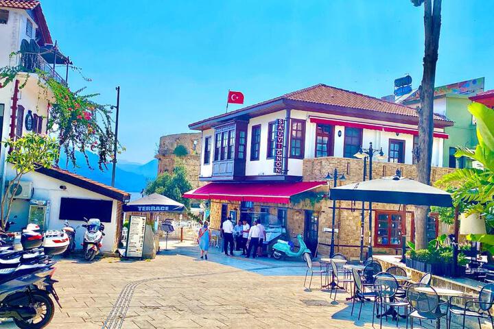 Exterior of Ulivo Hotel