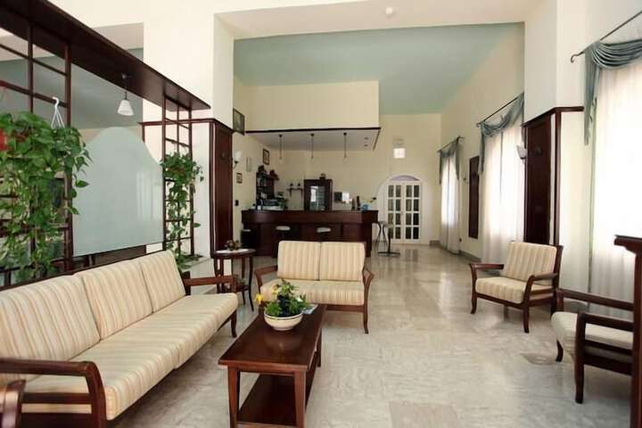 Hero Image 1 of 67