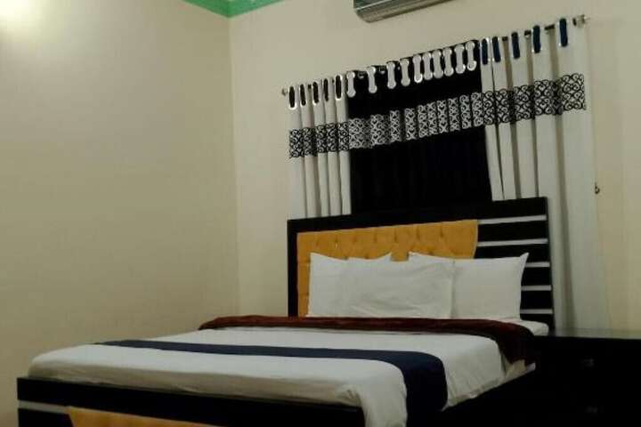 Room 3 of 5