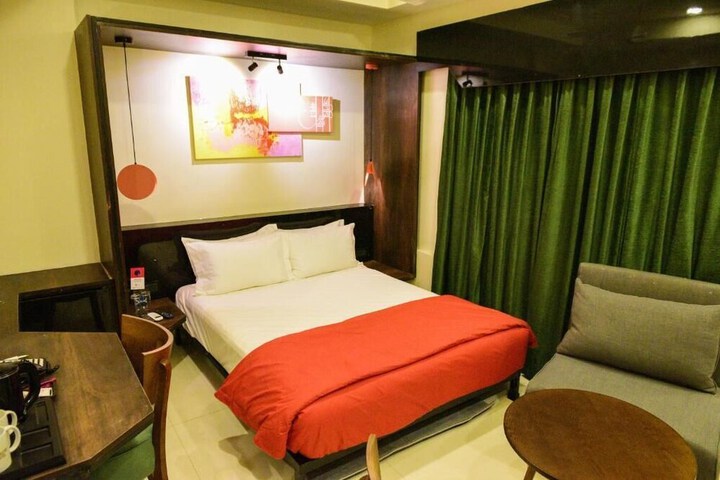 Room 13 of 44