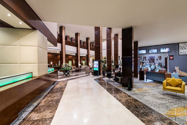 Guest Lobby