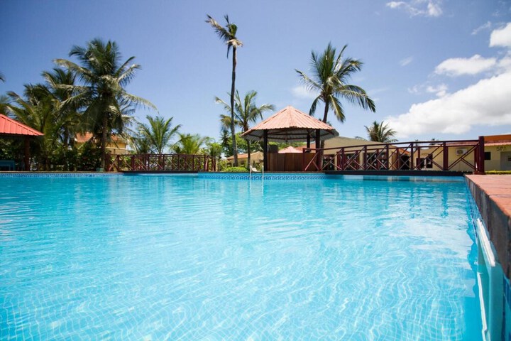 Pool 39 of 60