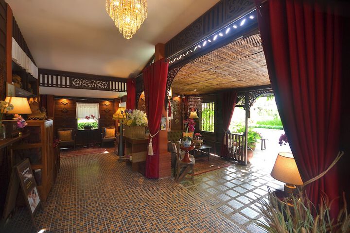 Hotel Interior 10 of 141
