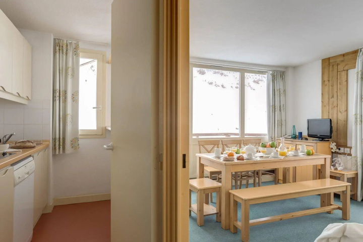 Room 6 of 22